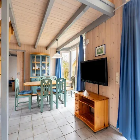 Im Skandinavischen Stil Holiday home Granzow